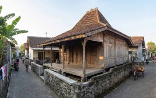 Desain Arsitek Jogja - Beda Joglo dan Limasan Rumah Tradisional