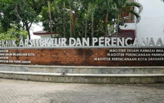 5 Universitas dengan Jurusan Arsitektur di Jogja yang Paling Dilirik UGM - Desain Arsitek Jogja