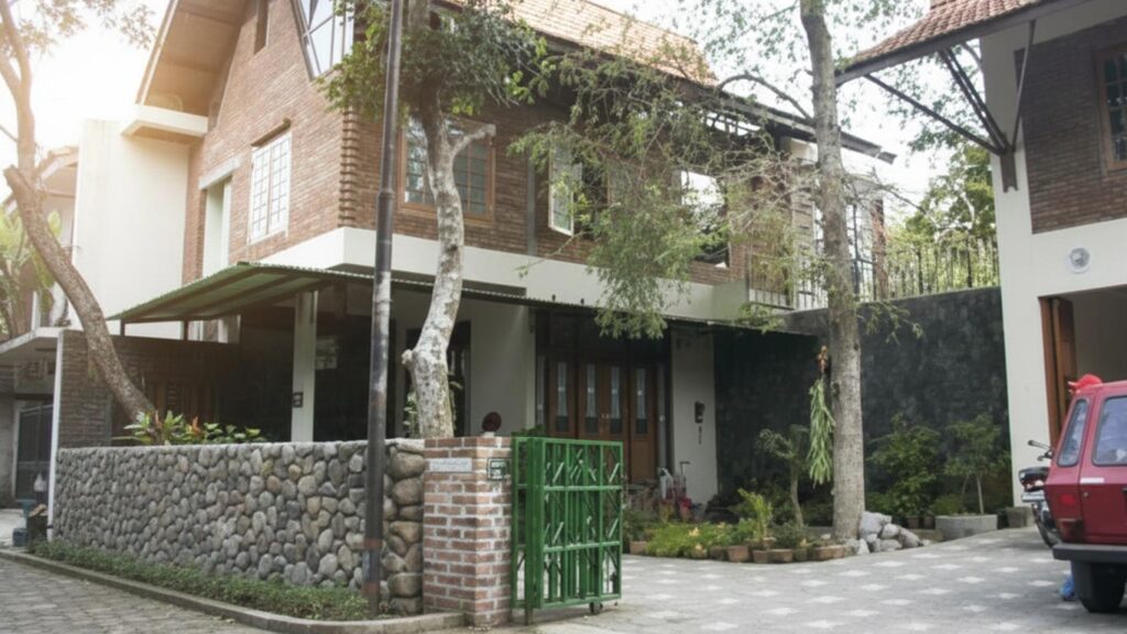 Eko Prawoto: Arsitek Jogja yang Menjaga Ruh Arsitektur Jawa